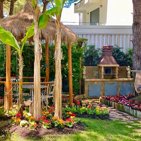 Garden Paradise Apartman *