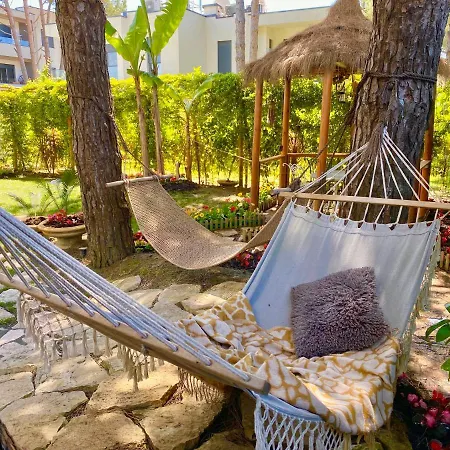 Garden Paradise Dıraç