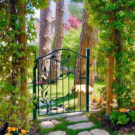 Daire Garden Paradise
